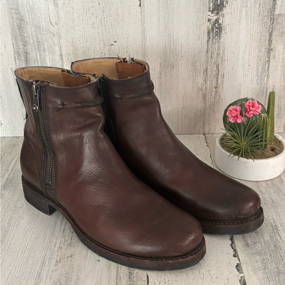 Frye Brown Leather Western Double Side Zipper Ankle Booties Size 9.5